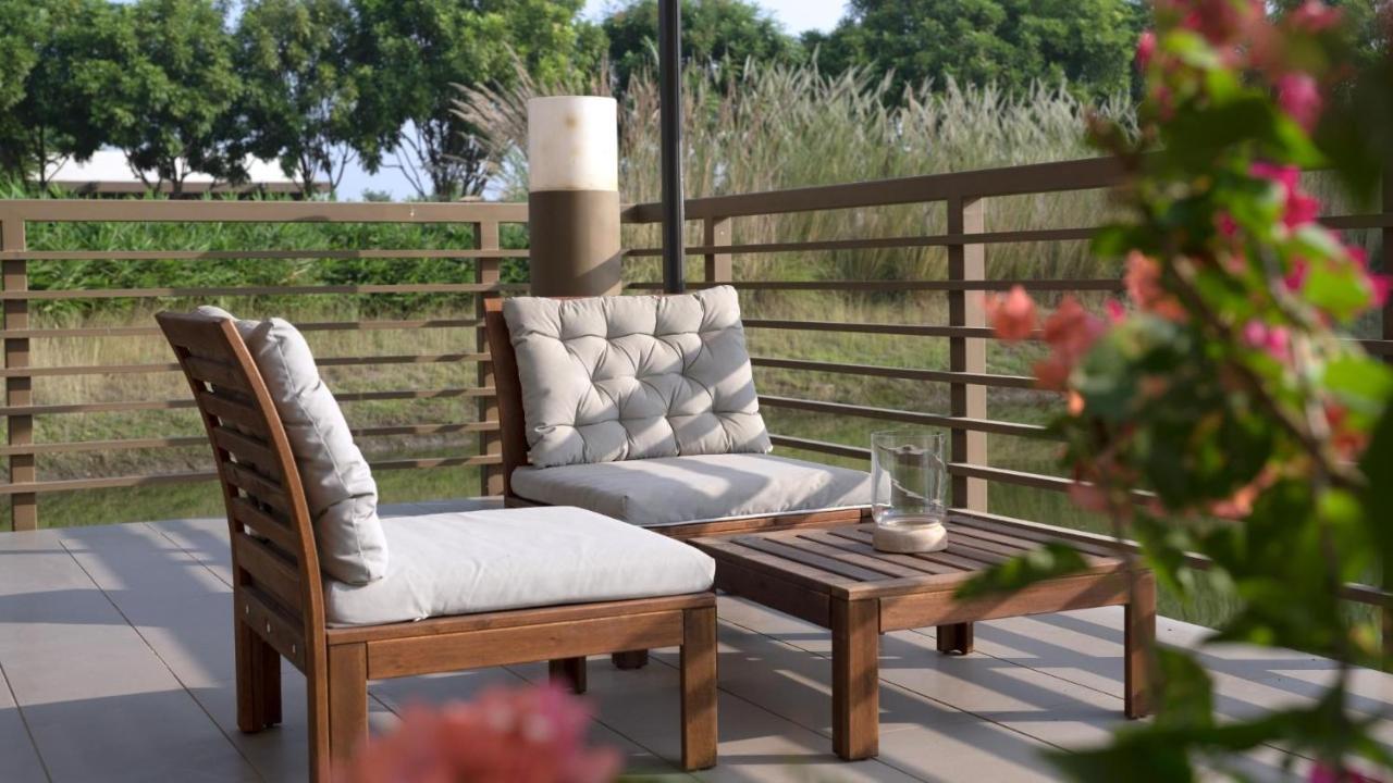 Life At Repose- Lake Villas Resort & Club Chor Warodra Екстериор снимка